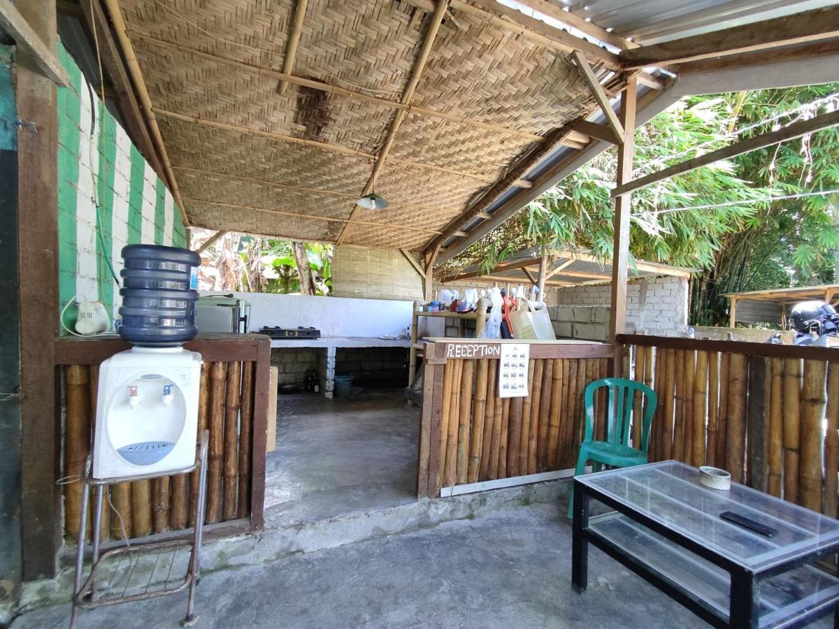 Kebun Homestay Kuta  Экстерьер фото