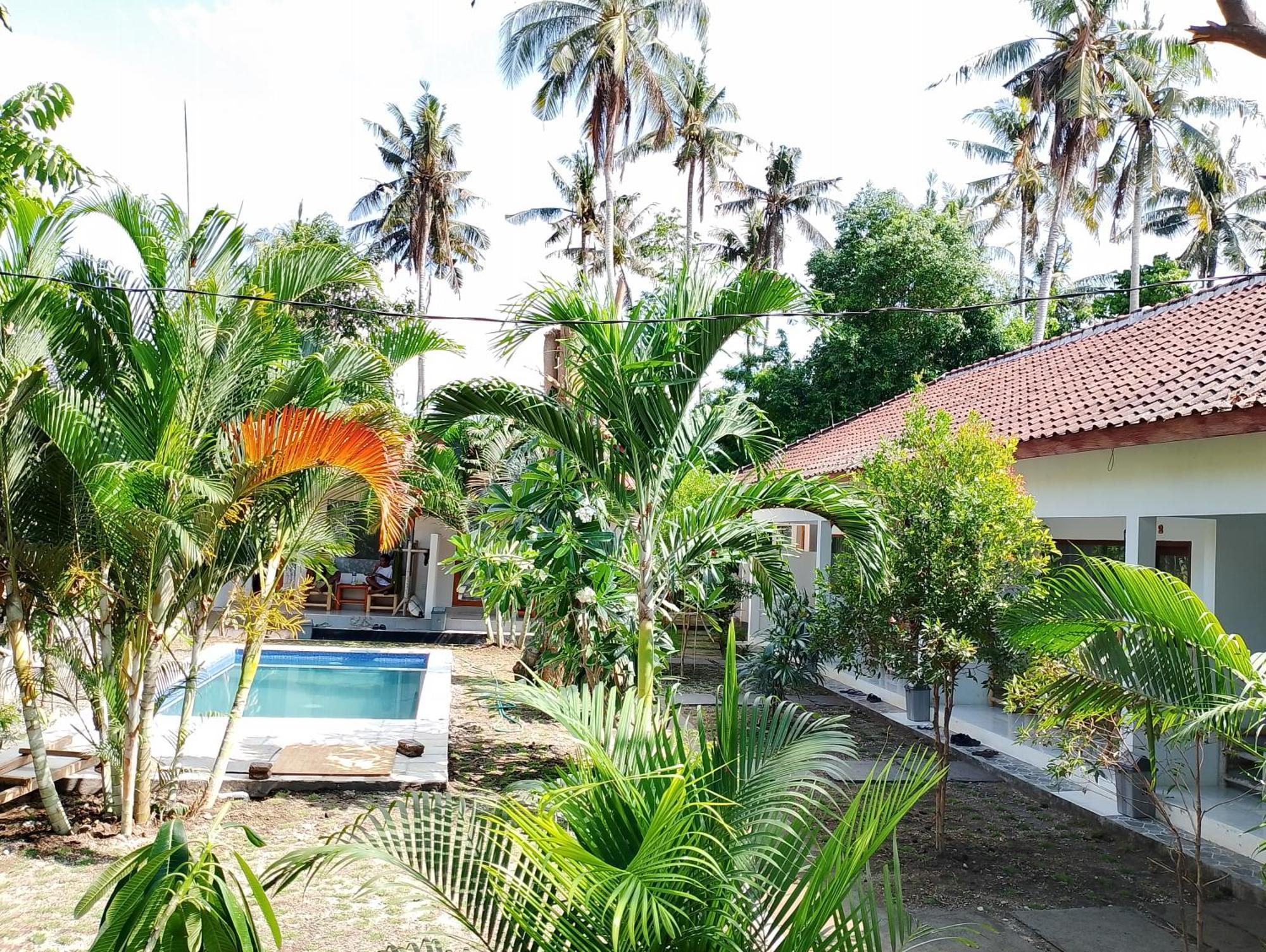 Kebun Homestay Kuta  Экстерьер фото